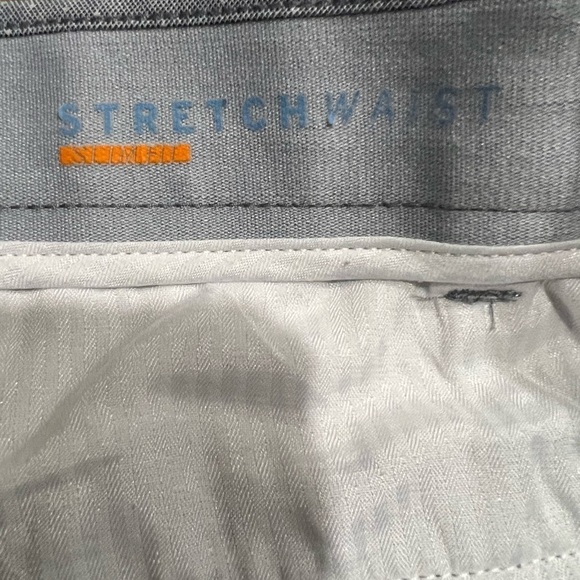 MARC ANTHONY size 38 gray pin dot shorts flat front - Picture 4 of 6